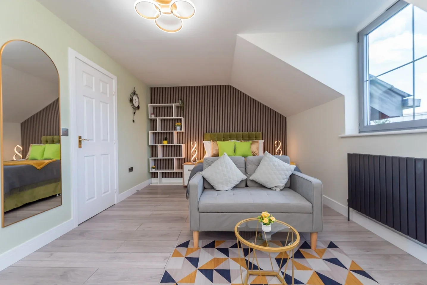 Room Windmill Road in Slough