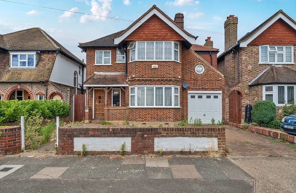 House Branksome Way in Greater London