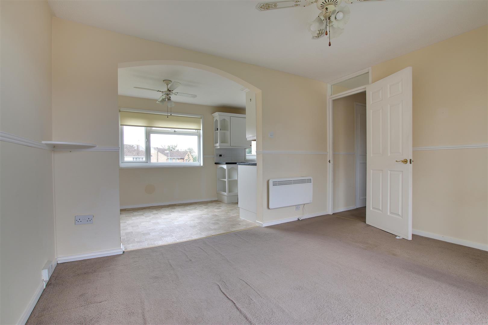 Flat Carnaby Close in Huntingdonshire