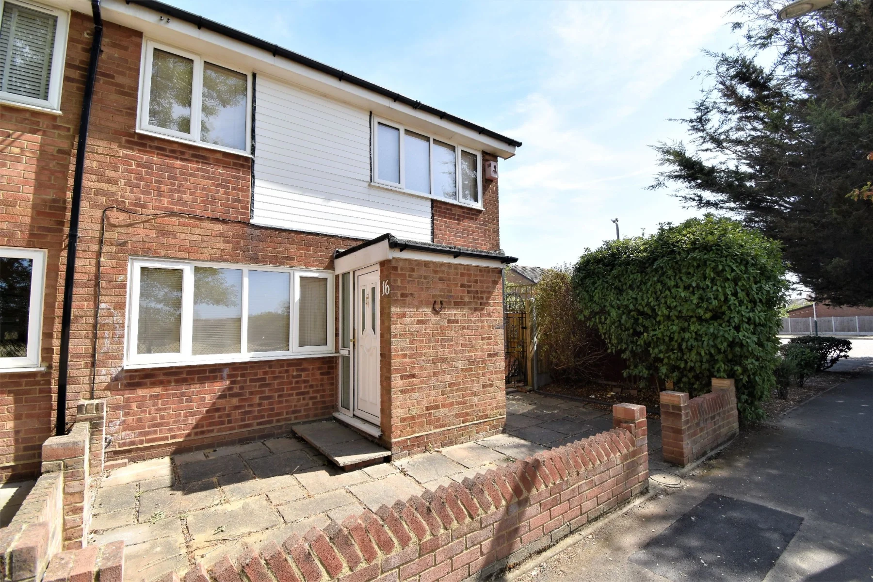 House Airfield Way in Greater London