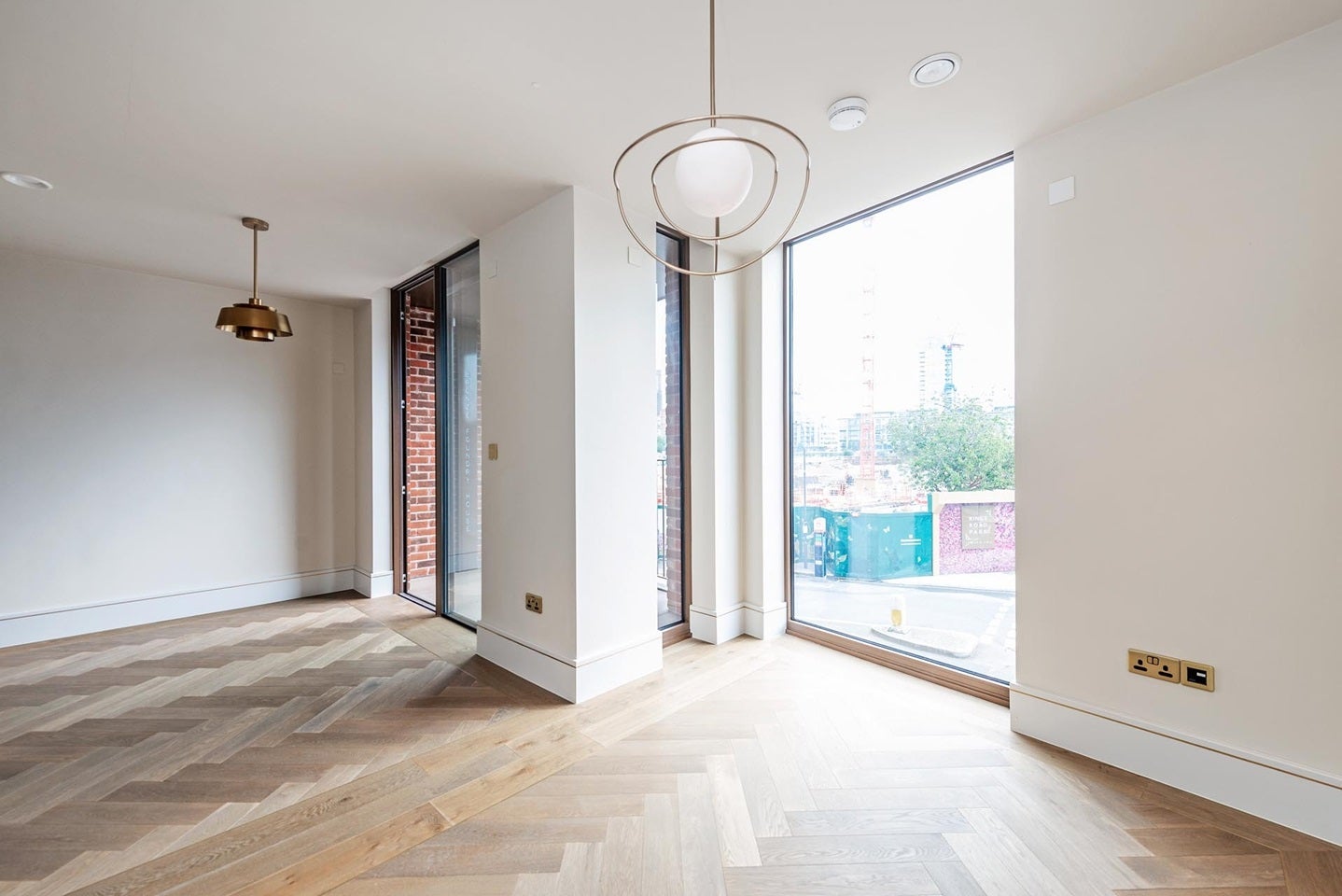 Flat Edith Row in Greater London