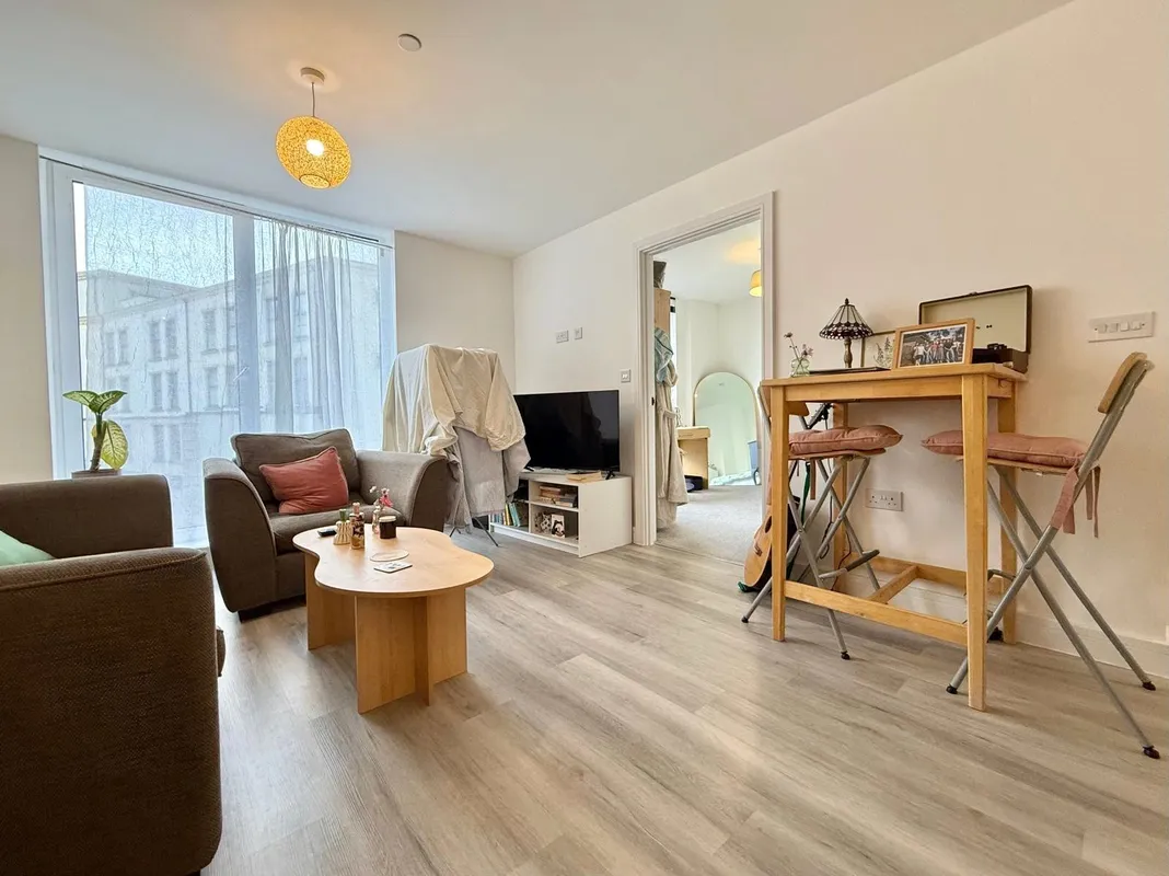 Flat Parkstone Road in Poole