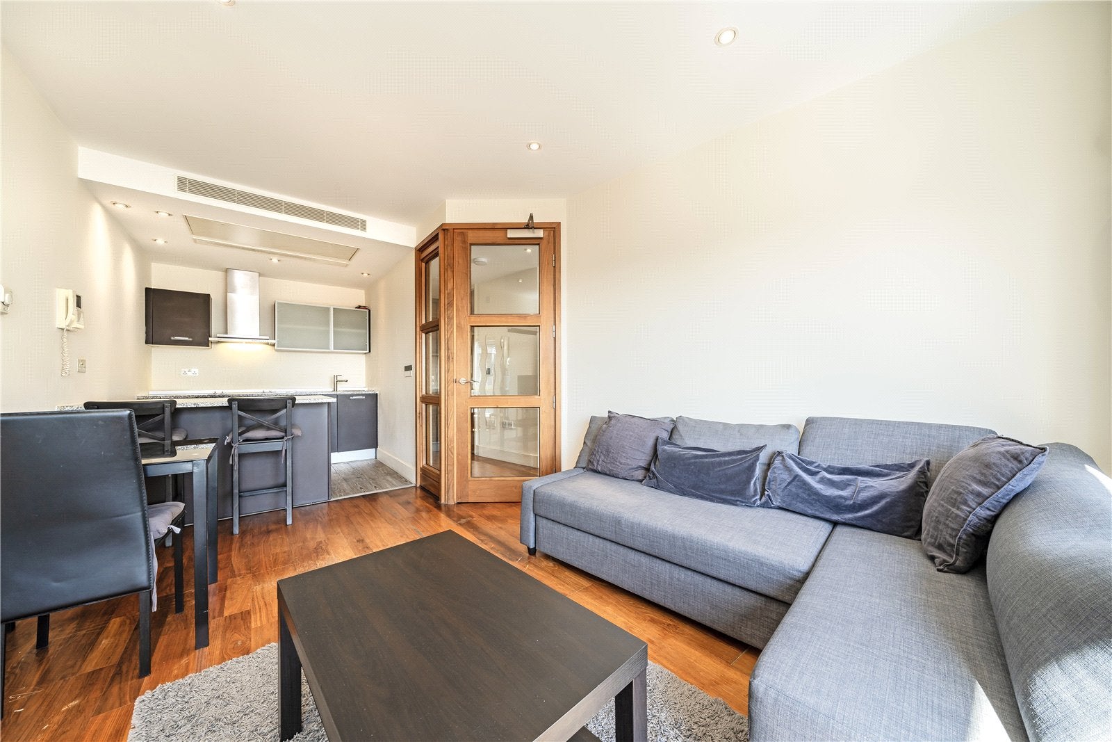 Flat Praed Street in City of Westminster