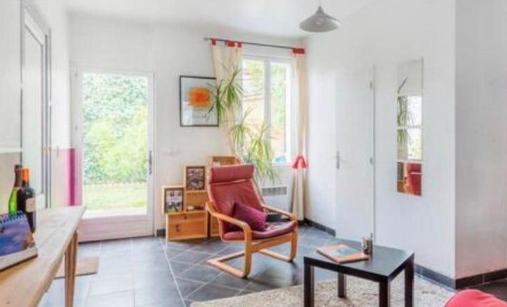 House Rue des Treilles in Libourne