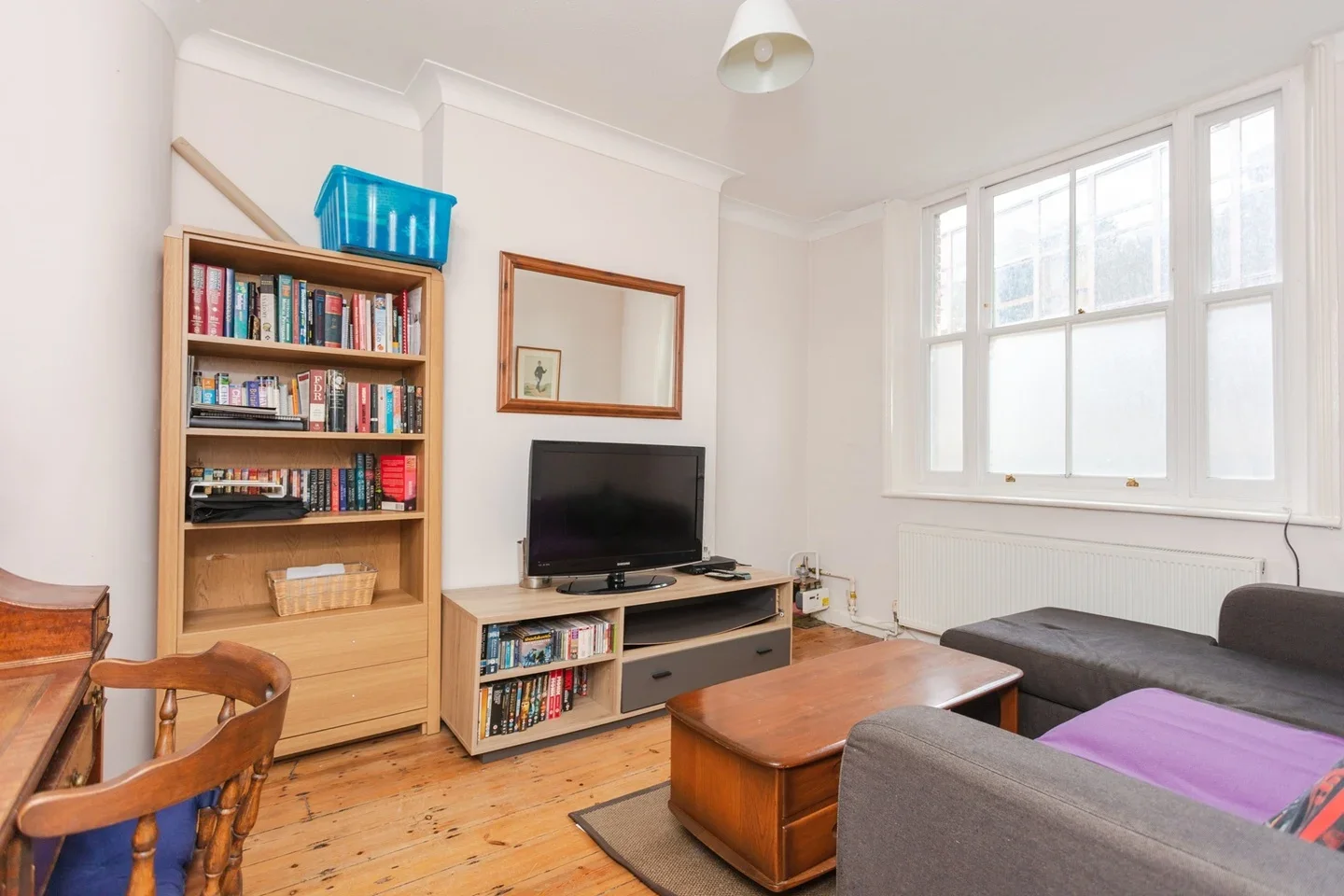 Flat Avonmouth Street in Greater London