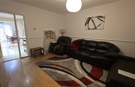 Room Edinburgh Street in Swindon
