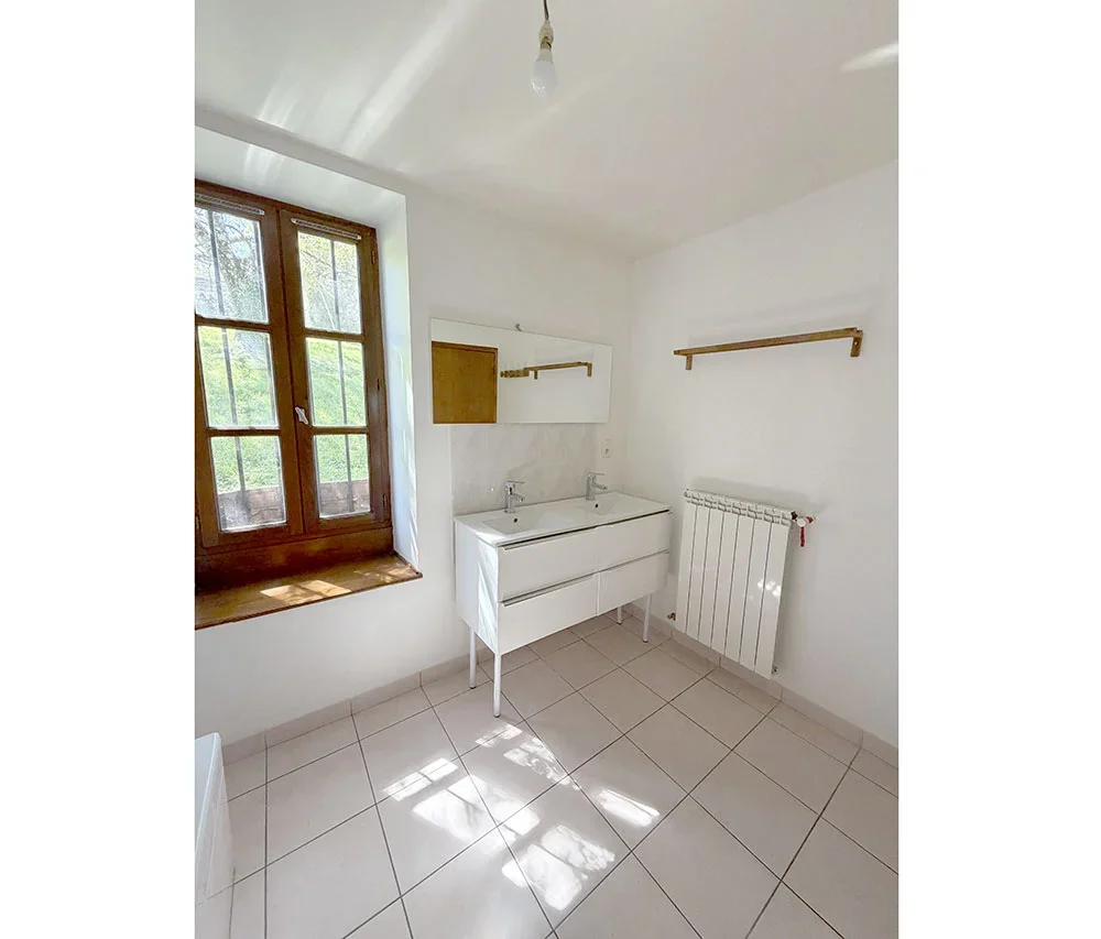 House Route de Saint-Affrique in Cornus
