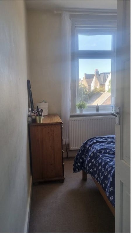 House Eastbourne Road in Greater London