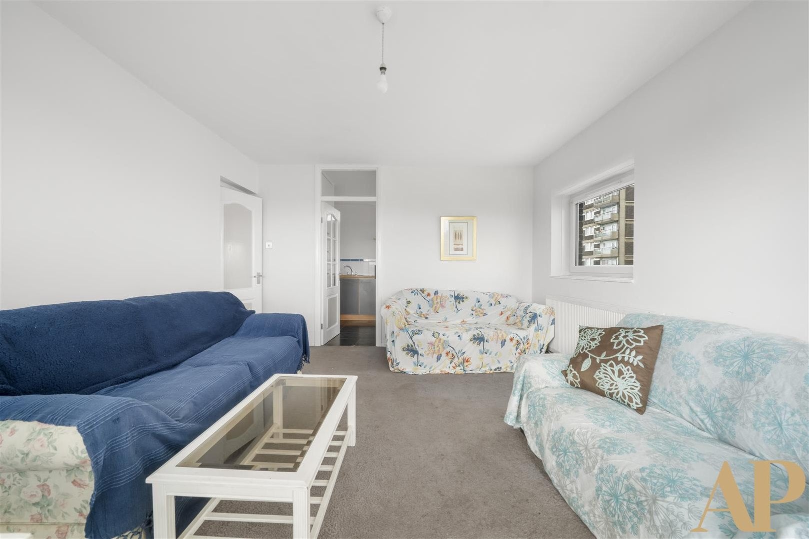 Flat Swedenborg Gardens in Greater London