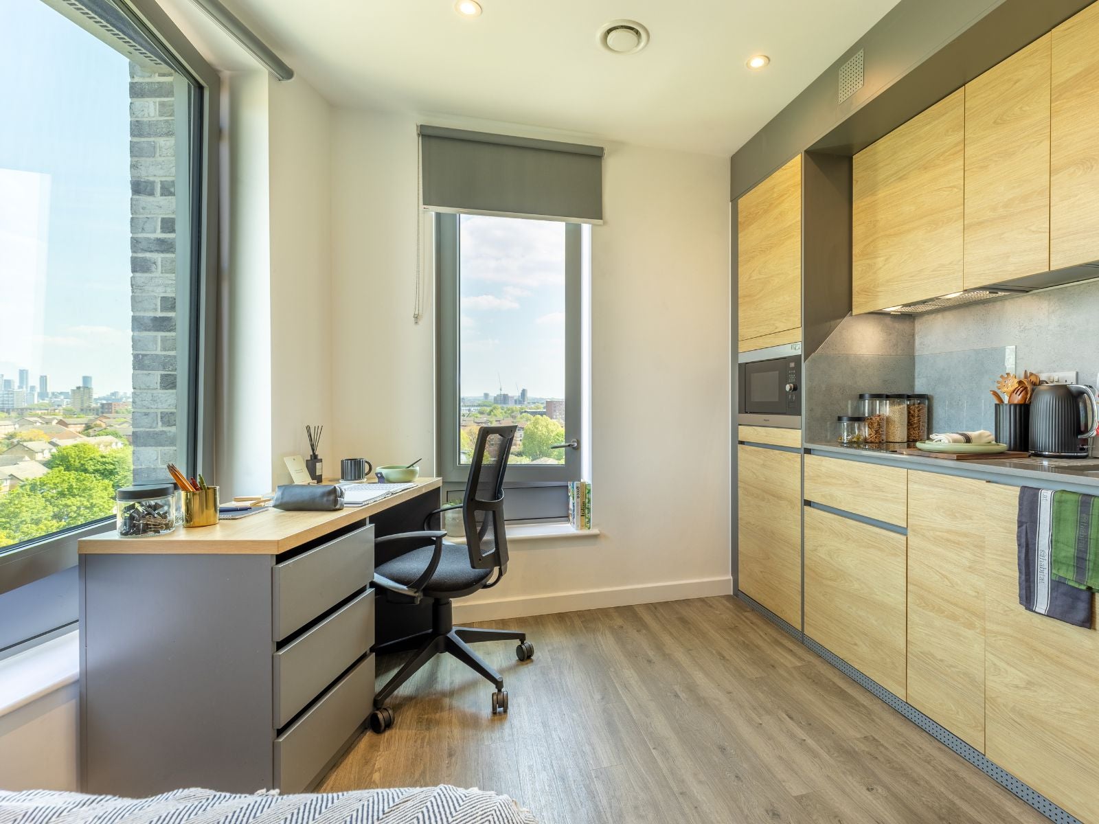 Room Rolls Road in Greater London