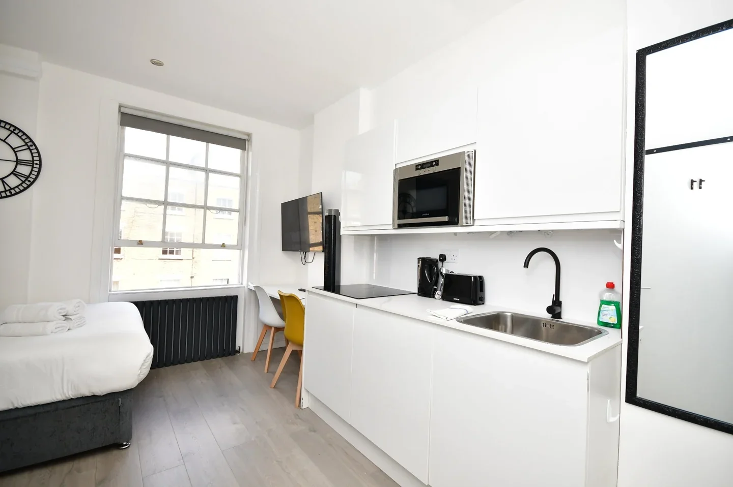 Flat Gloucester Place in City of Westminster