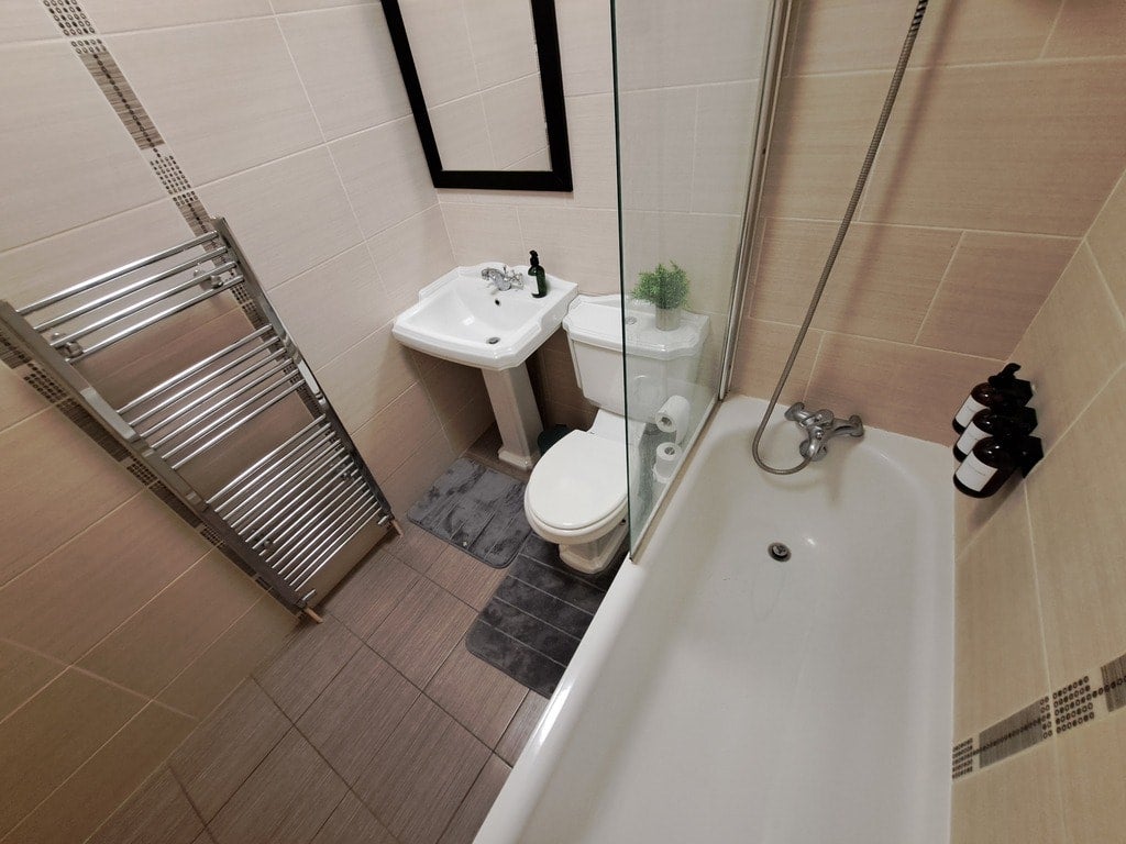 Room Holloway Road in Greater London