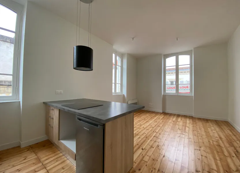 Flat Rue Léonce Vieljeux in La Rochelle