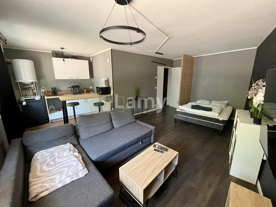 Flat Rue Romain Gary in Montigny-le-Bretonneux