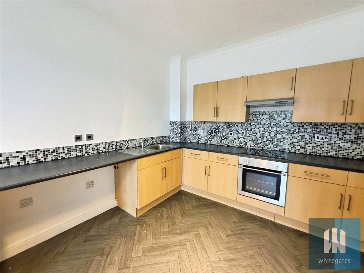 Flat Moorside Avenue in Kirklees