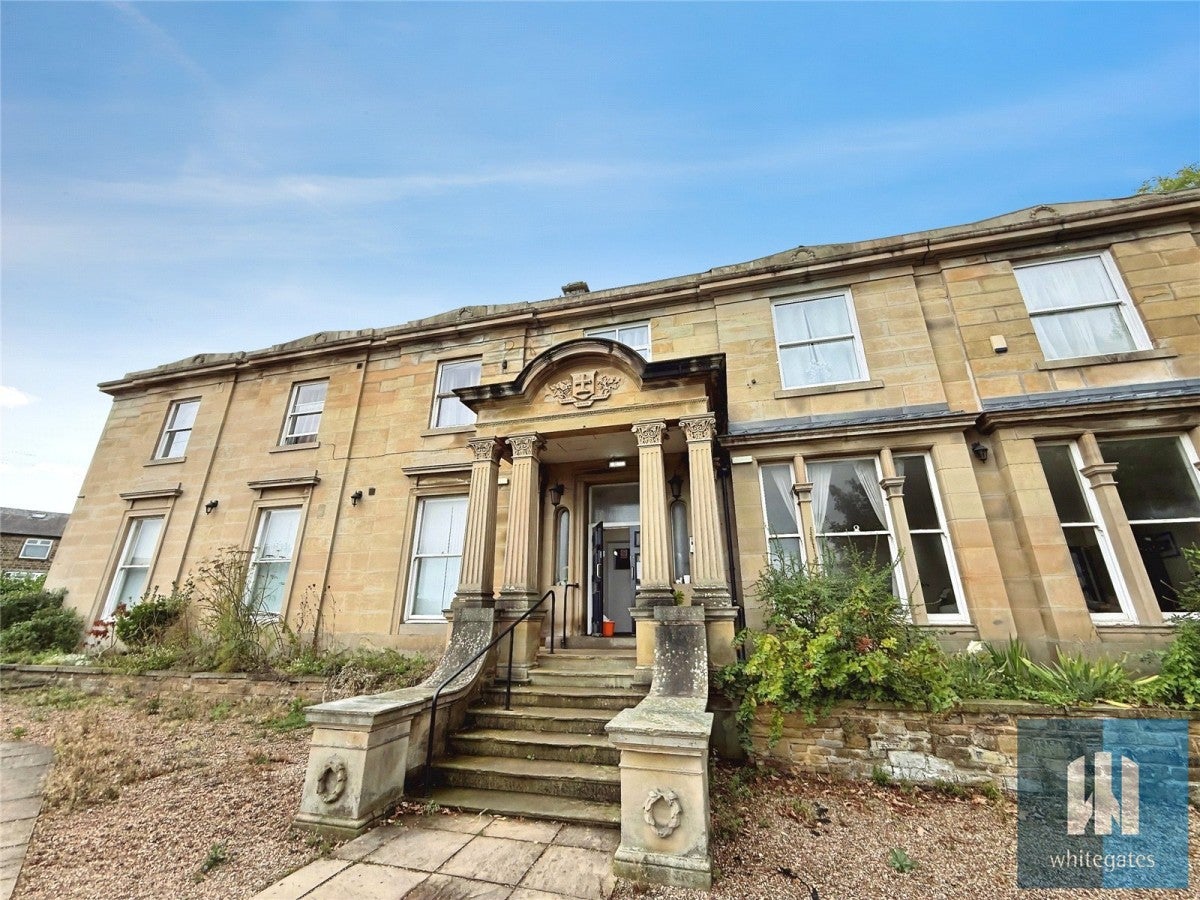 Flat Moorside Avenue in Kirklees