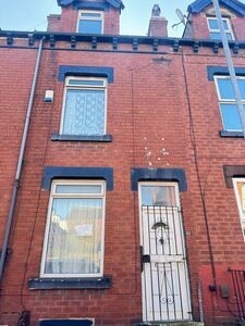 Flat Harold Grove in Leeds