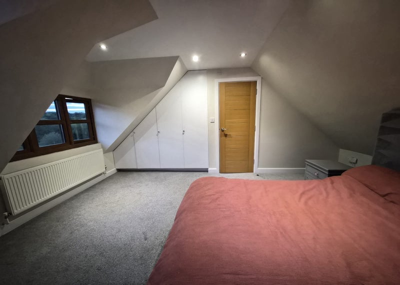 Room Hive Close in Brentwood