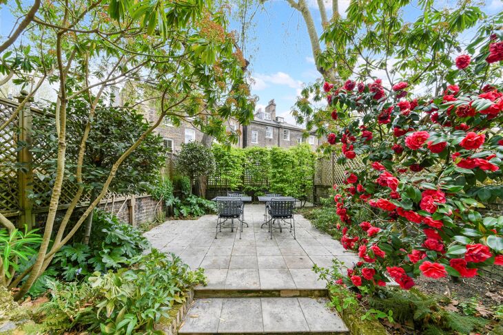 House Regent's Park Terrace in Greater London