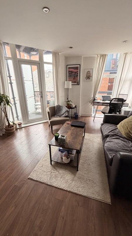 Flat Murray Street in Manchester