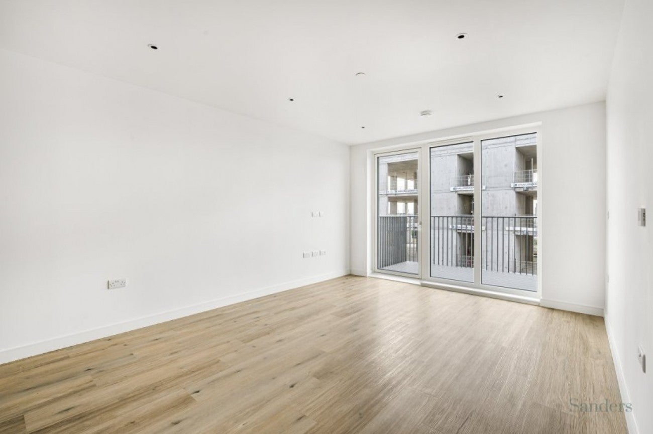 Flat Seva Drive in Greater London
