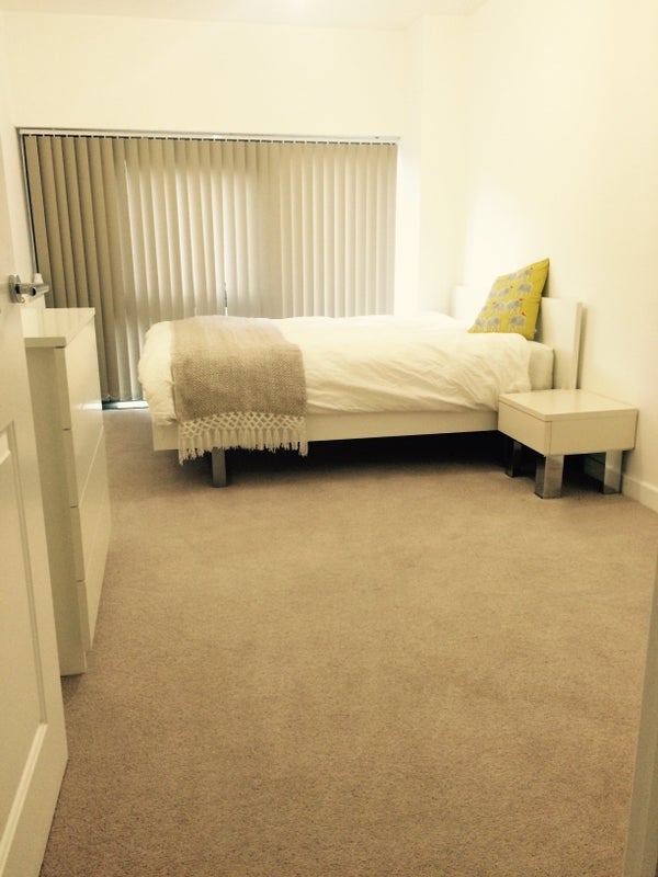 Room Ben Jonson Road in Greater London