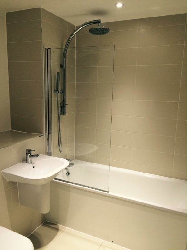 Room Ben Jonson Road in Greater London