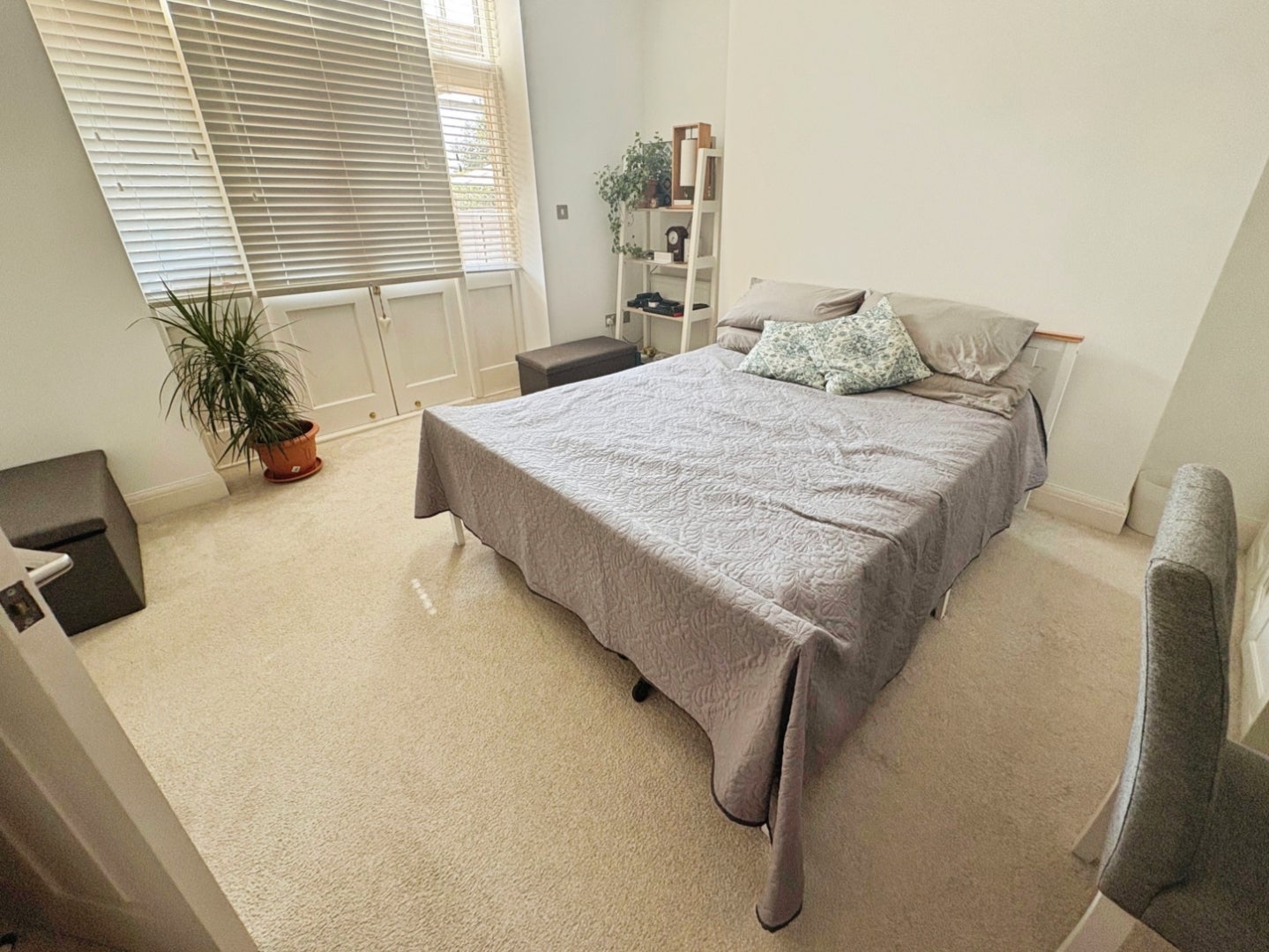 Flat St Vincent's Road in Southend-on-Sea