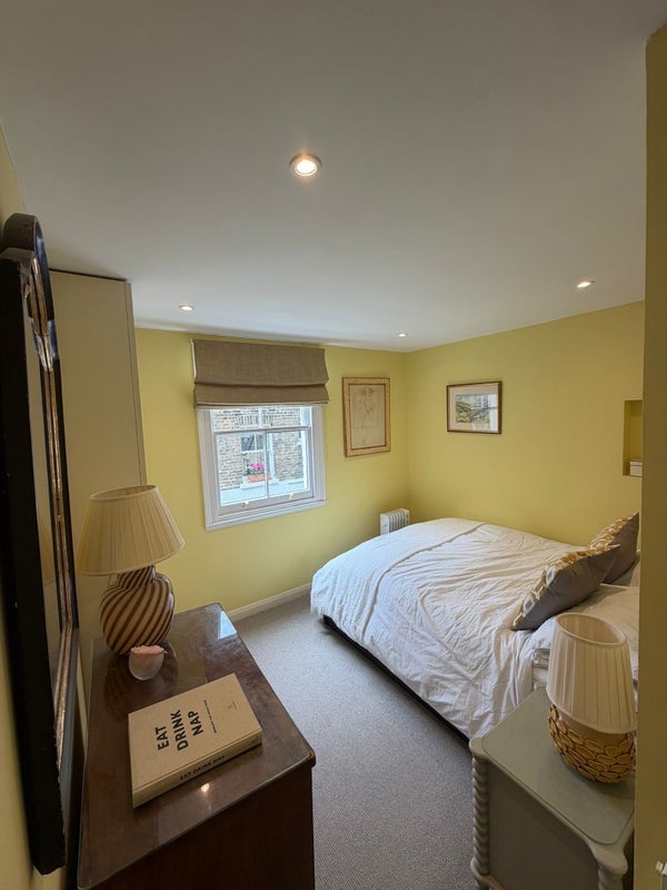 Room Redburn Street in Greater London