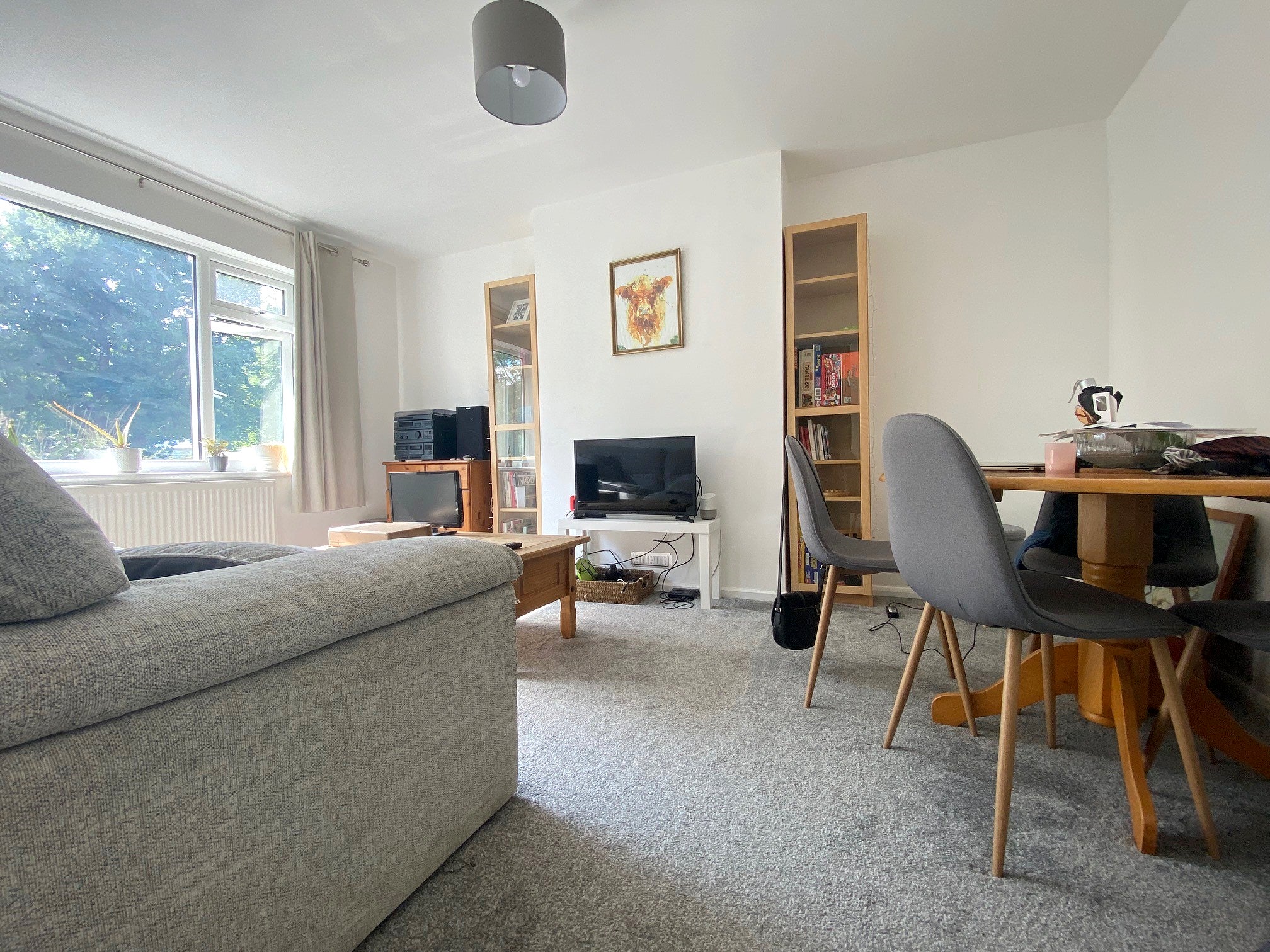 Flat Windsor Drive in Greater London