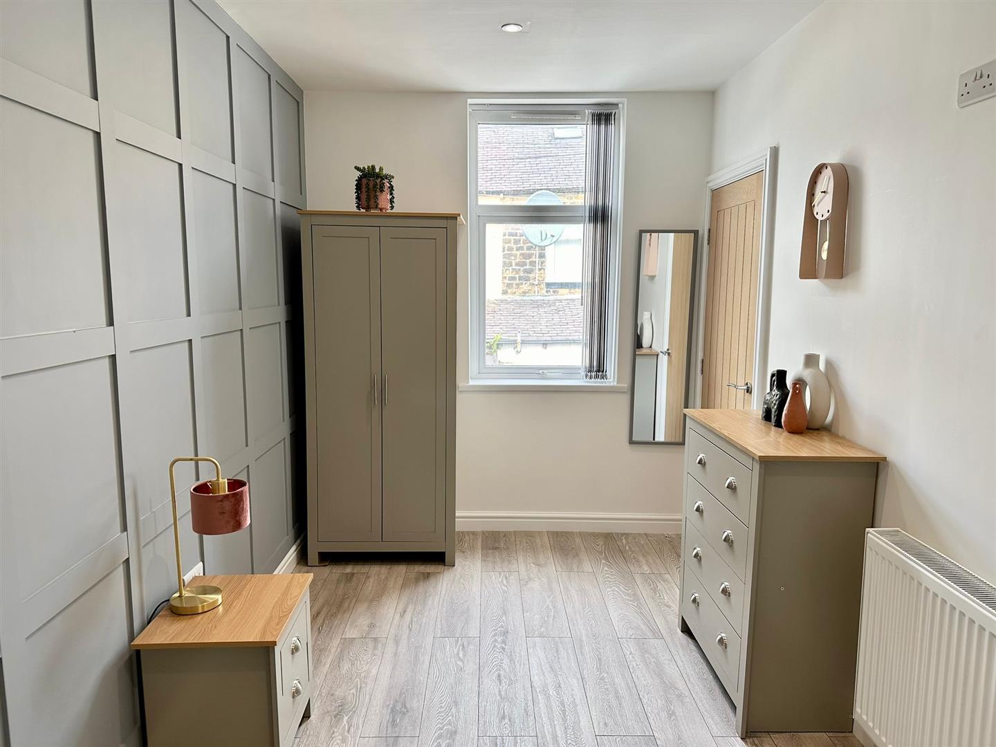 Room Peart Street in Burnley