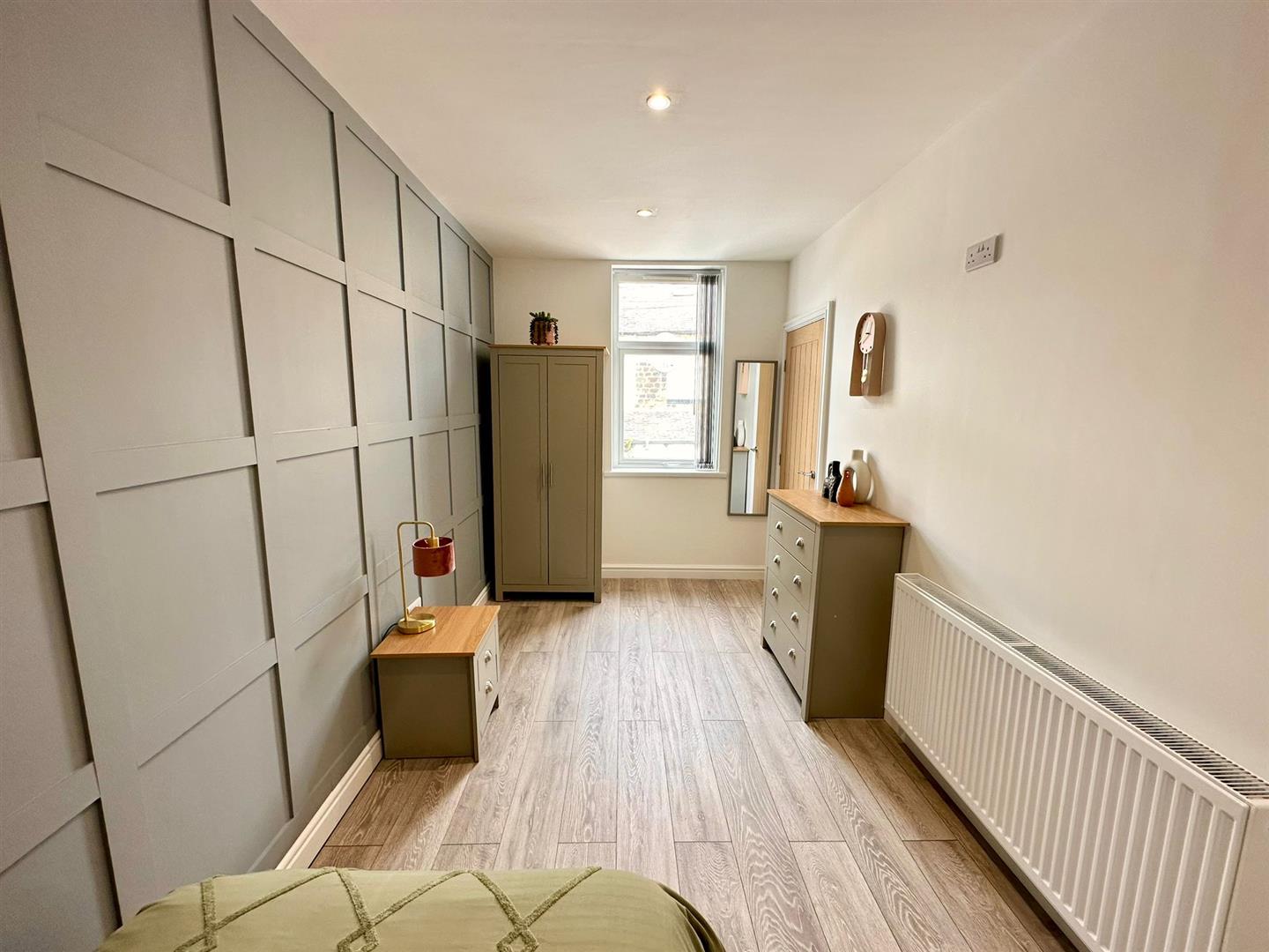 Room Peart Street in Burnley