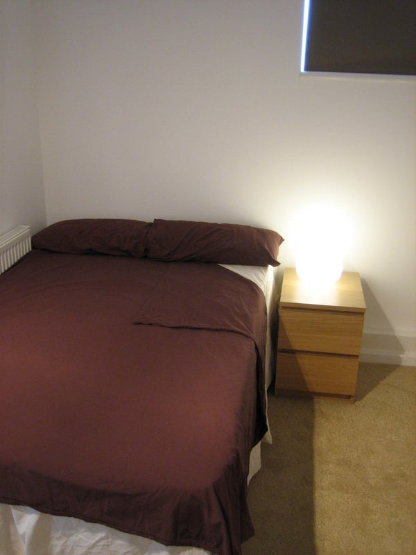 Room Guildford Road in Greater London