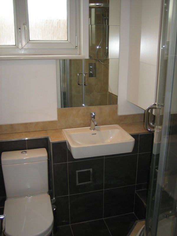 Room Guildford Road in Greater London