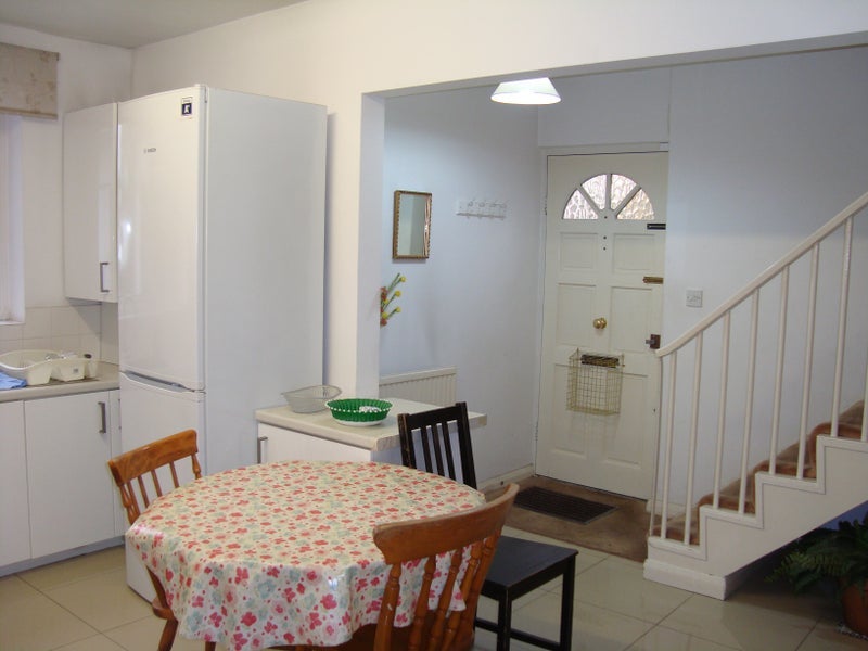 Room Bourke Close in Greater London