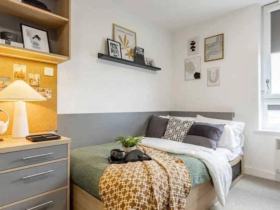 Room Cliveland Street in Birmingham