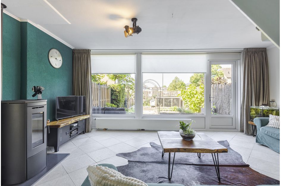 Tussenwoning te koop: Groot Veldsweer 81, Hardinxveld-Giessendam