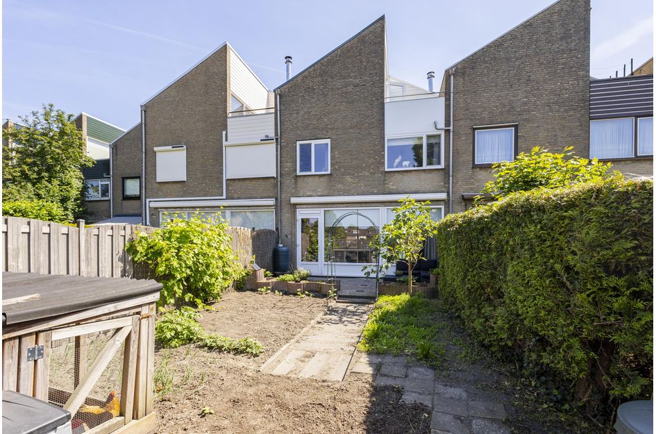 Tussenwoning te koop: Groot Veldsweer 81, Hardinxveld-Giessendam