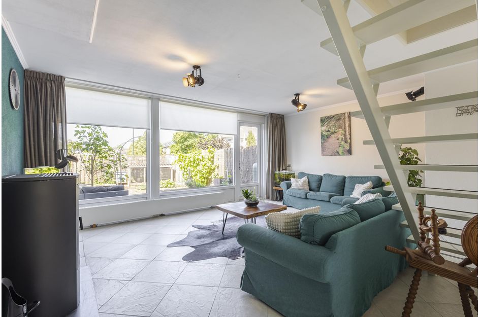 Tussenwoning te koop: Groot Veldsweer 81, Hardinxveld-Giessendam