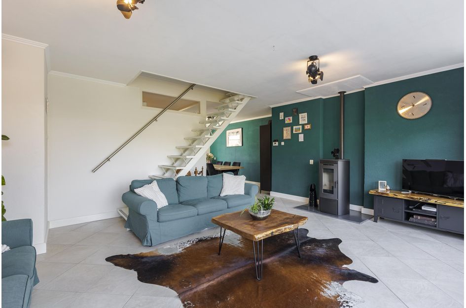 Tussenwoning te koop: Groot Veldsweer 81, Hardinxveld-Giessendam