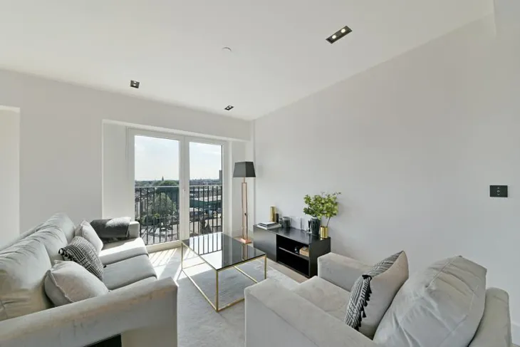 Flat Exchange Gardens in Greater London