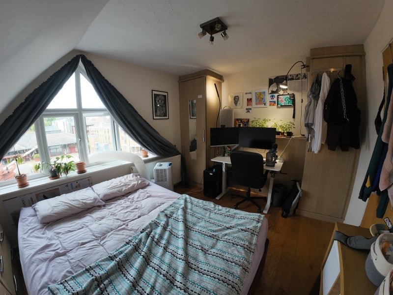 Room Discovery Walk in Greater London