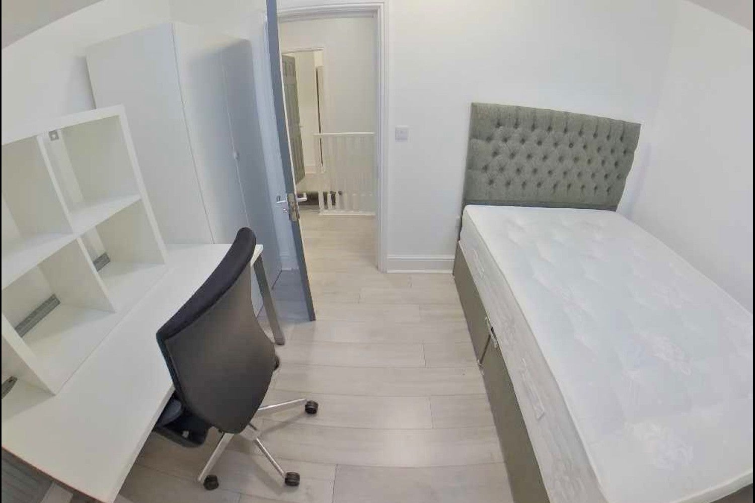 Room Harold Terrace in Leeds