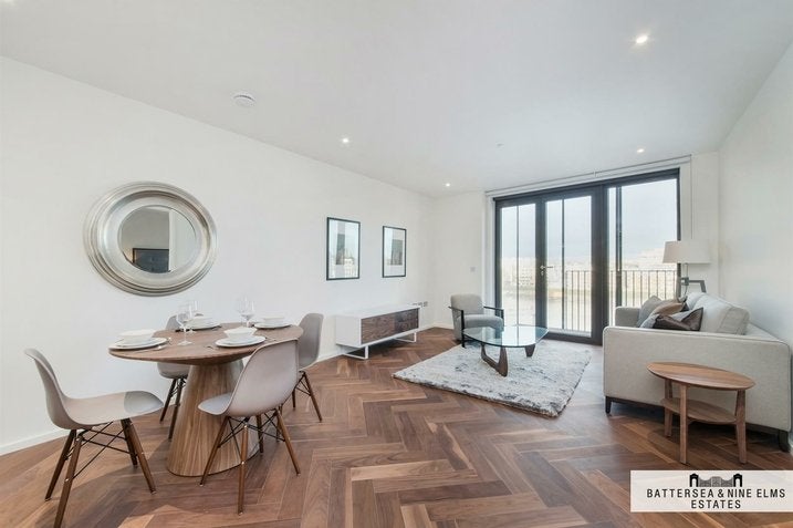 Flat New Union Square in Greater London