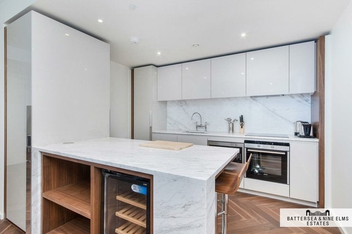 Flat New Union Square in Greater London