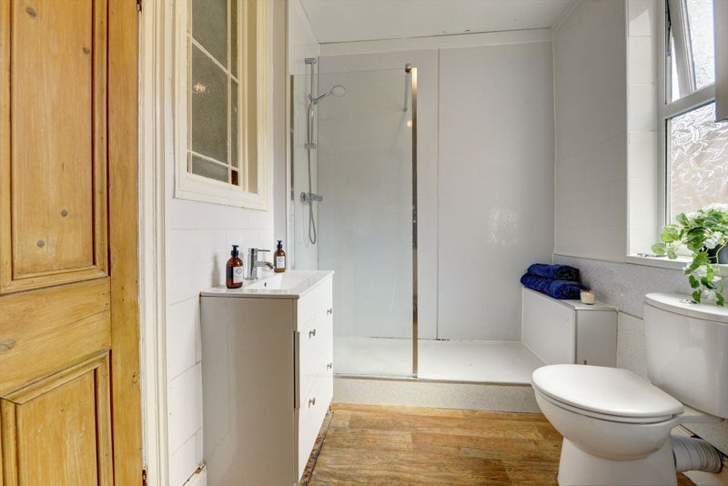 Room Murray Road in Rugby