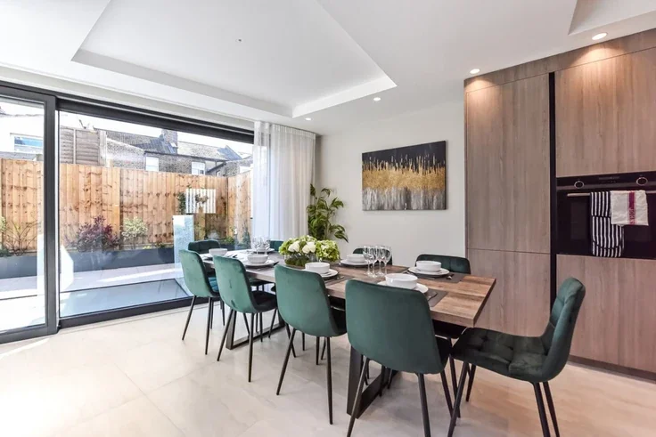 House Letchford Gardens in Greater London