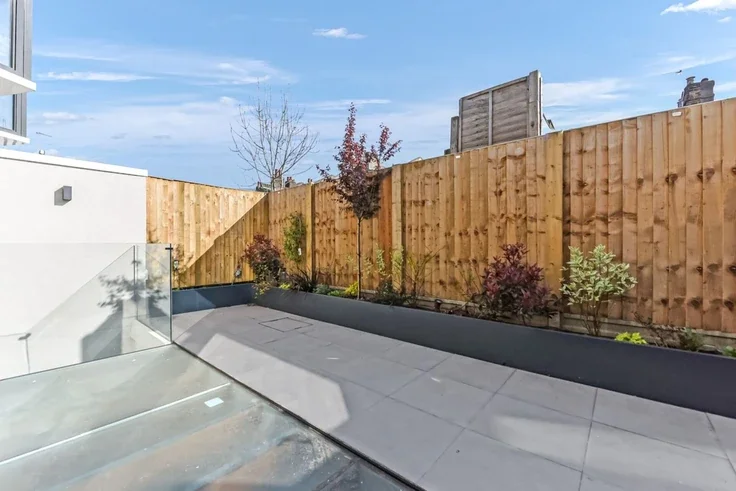 House Letchford Gardens in Greater London