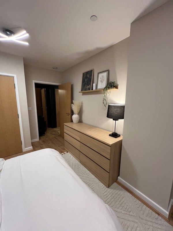 Room Ross Way in Greater London