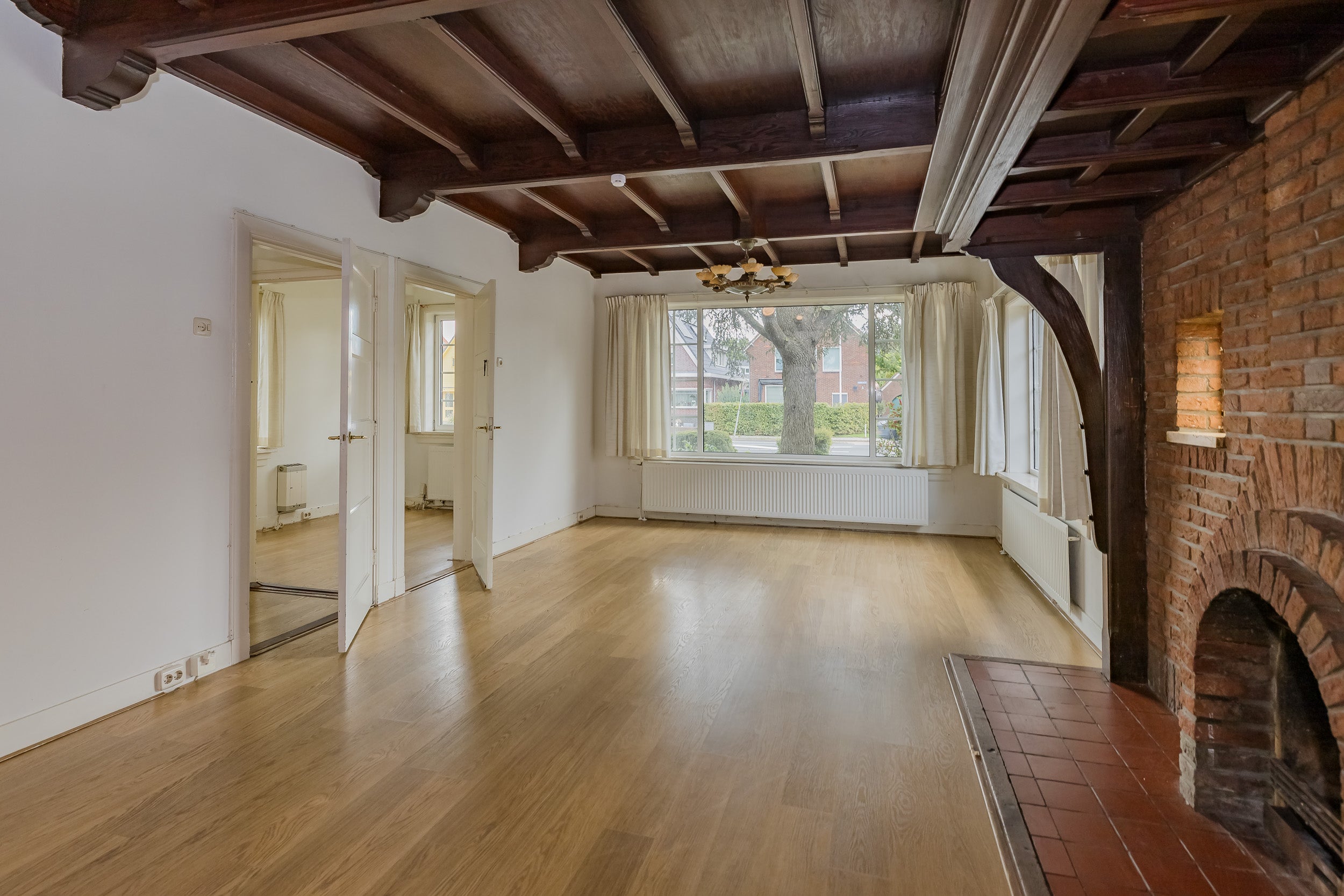 Vrijstaande woning te koop: Heereweg 474, Lisse